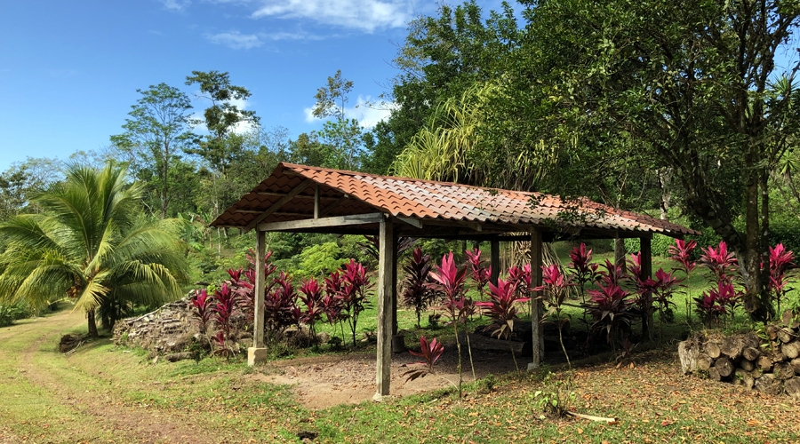 Costa Rica - Bijagua - Finca La Cabaa - La maison de l'entre - Le garage