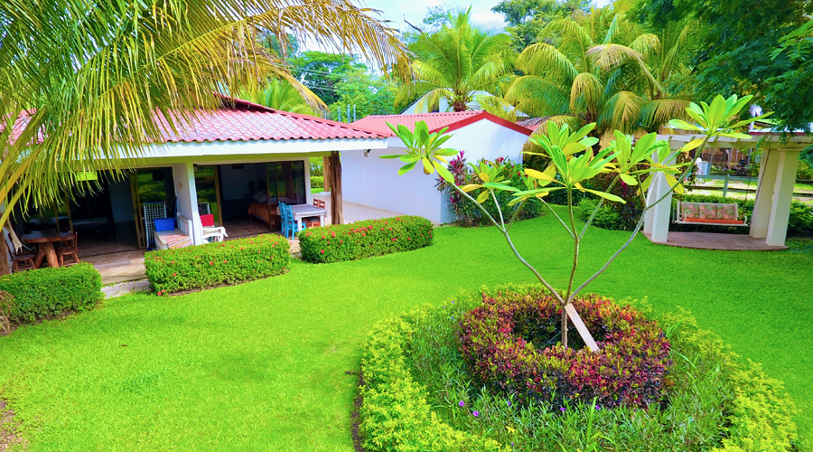 Costa Rica, Guanacaste, Playa Potrero - B&B (1+3) - Vue partielle de la maison principale