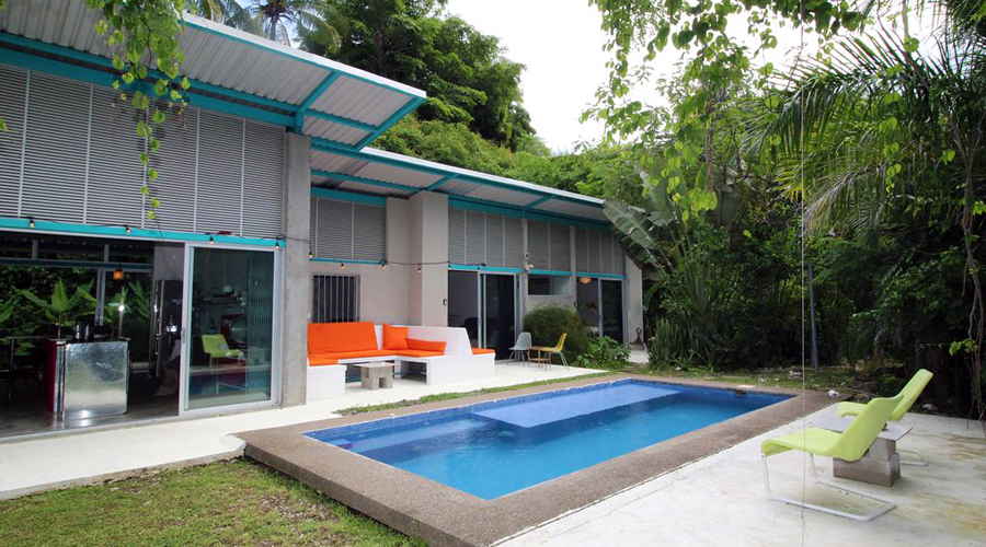 Costa Rica - Guanacaste - Prs de Samara - Papillon Bleu - La piscine et la maison - 2