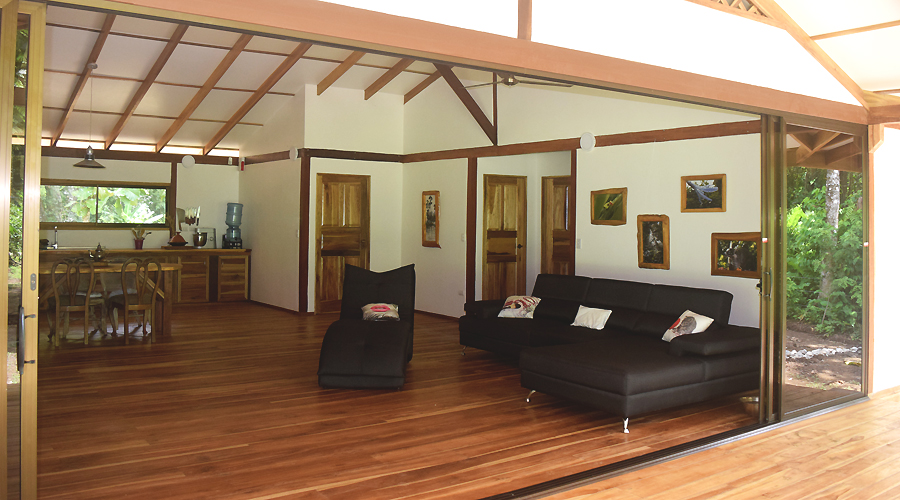 Maison neuve 4 chambres et 2 salles de bains  Cahuita - Costa Rica - Le salon - Vue 2
