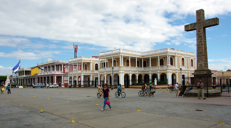 Place centrale de Granada au Nicaragua