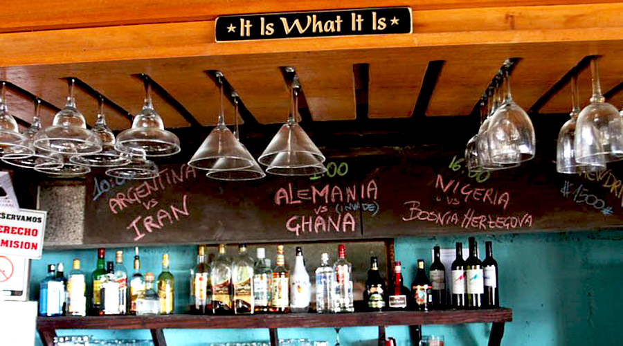 Bar & Restaurant sur la ct pacifique du Costa Rica - Emplacement N 1 - Bar
