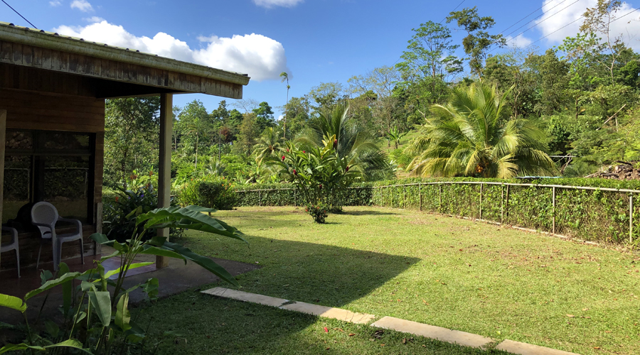 Costa Rica - Bijagua - Finca La Cabaña - La maison de l'entrée - Vue 1