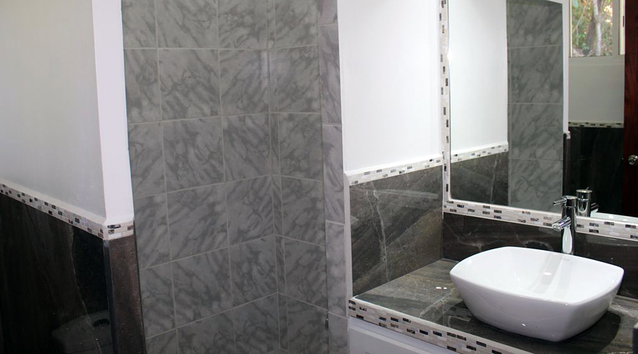 Costa Rica - Guanacaste - Samara - Casa Val Nueva - Salle de bain de la chambre de l'tage