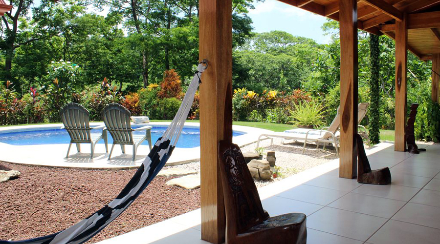 Costa Rica, Guanacaste, Pacifique - Villa Sueo, proche Samara - Terrasse et piscine - vue 1
